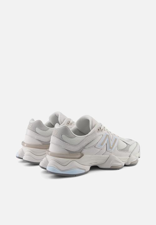 New Balance  - 9060
