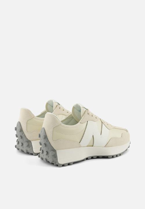 New Balance  - 327 v1