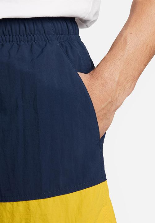 Nike - Nike Club Woven Color-Blocked Shorts - Mn navy/White