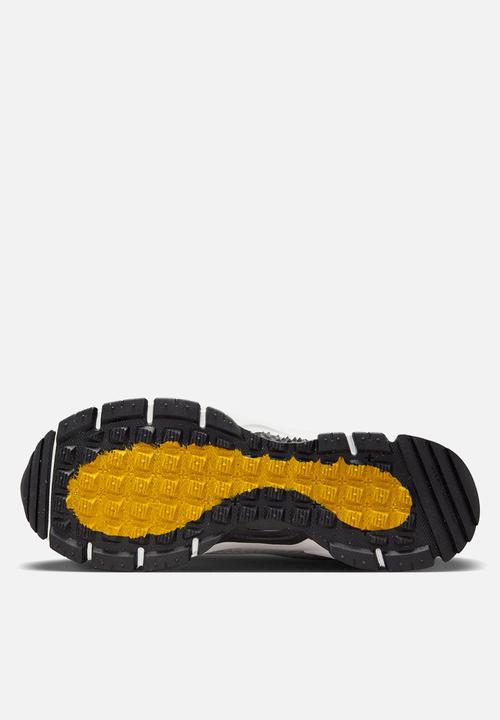Nike - Vomero roam