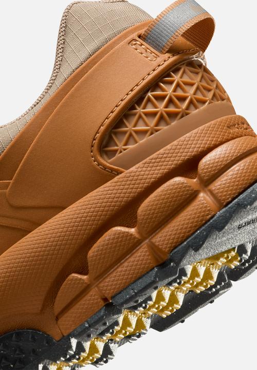 Nike - Zoom Vomero roam