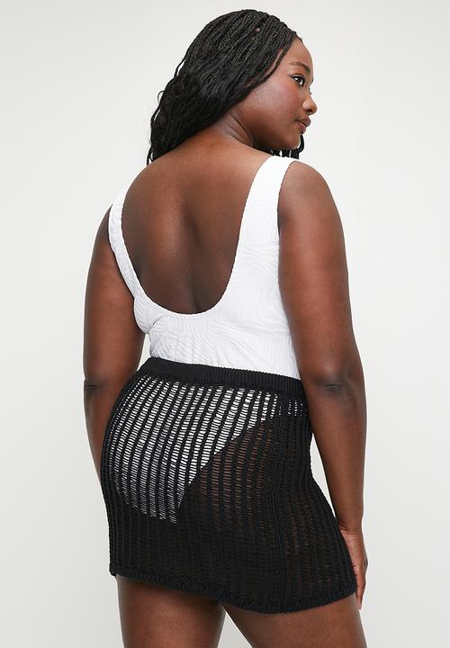 Cotton On - Plus Beach Ladder Knit Mini Skirt - Black