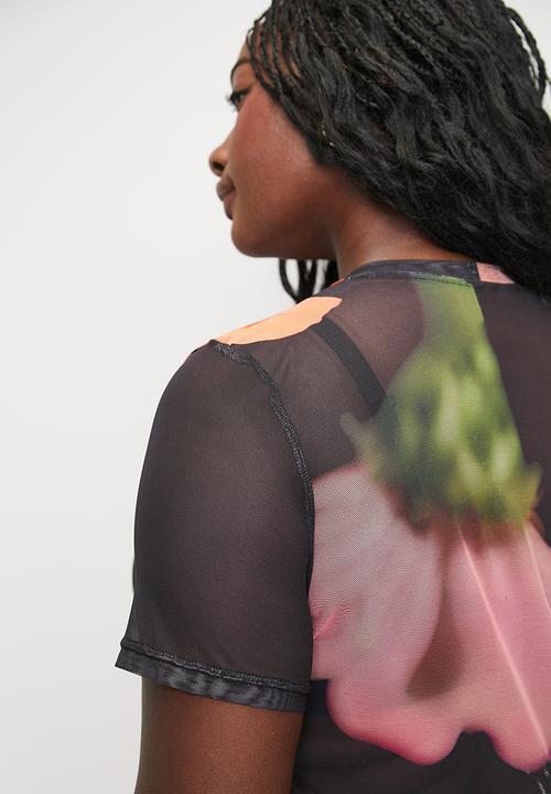 Me&B - Plus Printed Mesh Tee - Sunsetflower