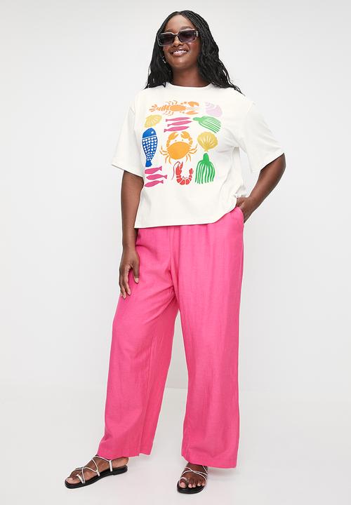 Me&B - Plus statement tee in alfresco print - alfresco