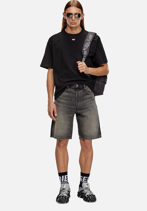 Diesel  - Regular short - black
