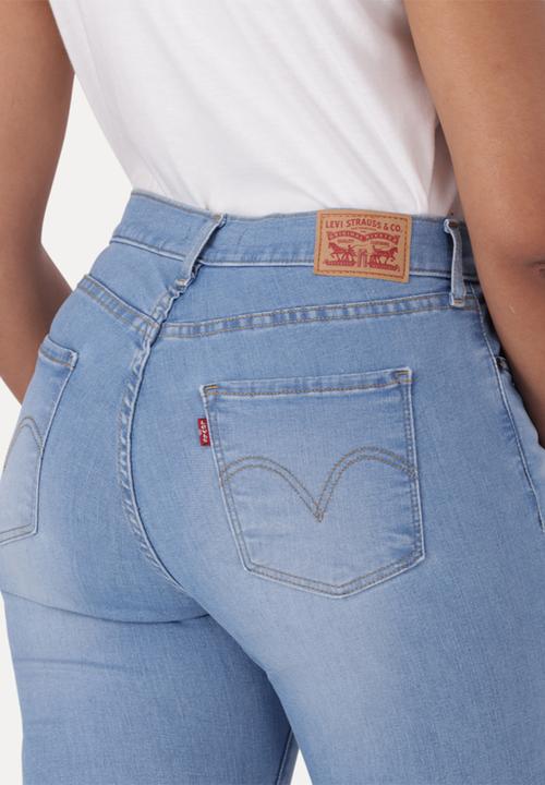 Levi’s® - Curvy Hirise Superskinny - Lever Left