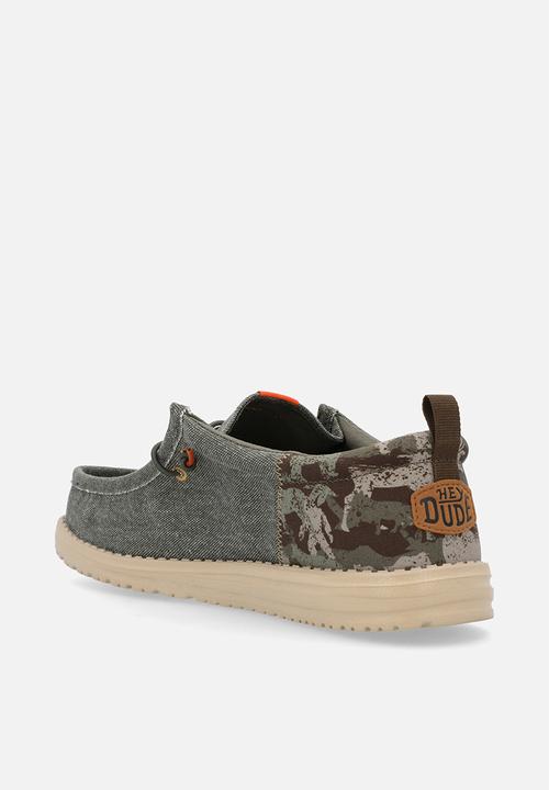 Hey Dude - Wally Funk Hunt - Camo