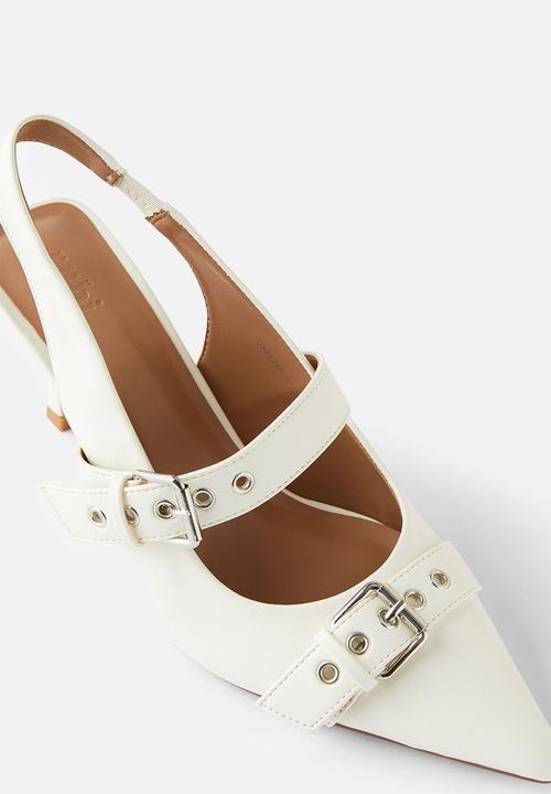 Cotton On - Amber Statement Pointed Slingback - Vanilla Buckle