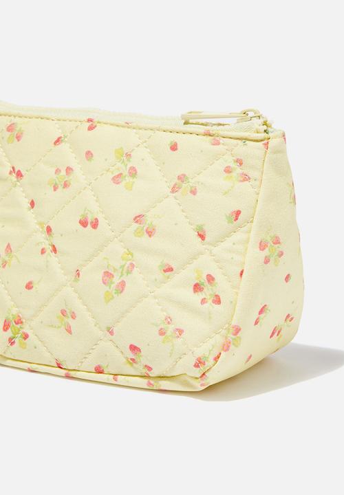 Cotton On - Make Up Bag - Strawberry Polka Dot