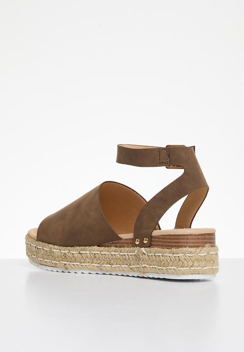 Madison® - Catherine 2 espadrille sandal - choc