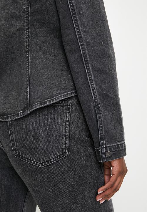 Levi’s® - Tailored Slim Trucker Za - Born Leader