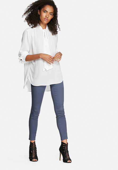 dailyfriday - Anna pussy bow blouse