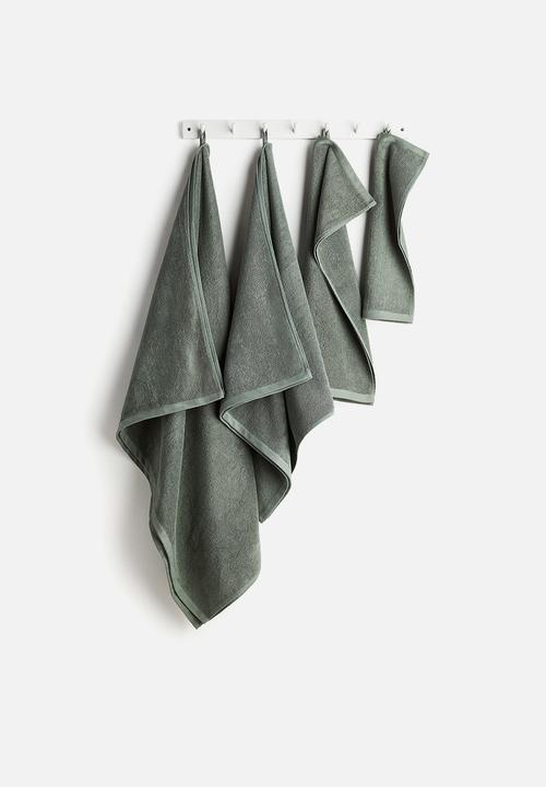 H&M - Terry bath sheet - sage