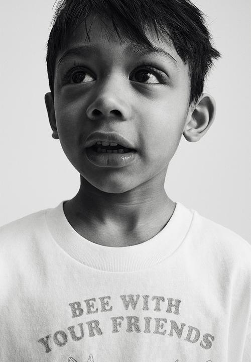 H&M - Printed T-shirt - white bee with your friends 