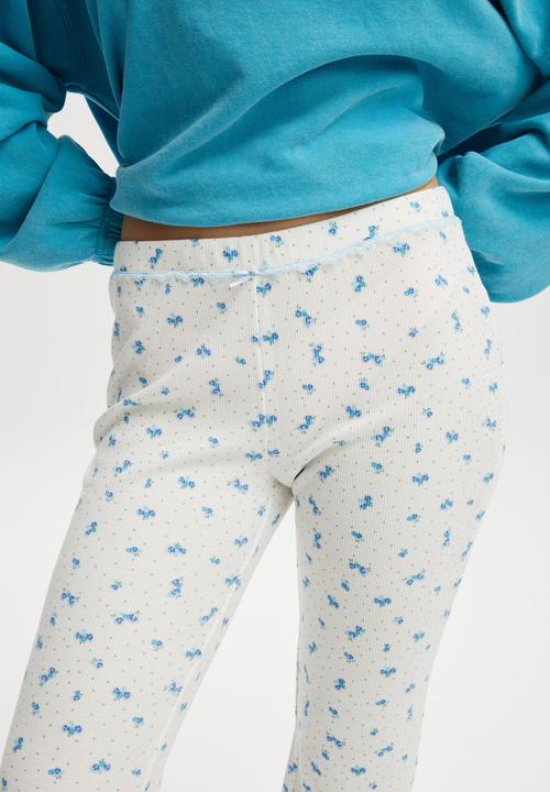 Cotton On - Waffle Sleep Flare Pant - Juliet Ditsy White