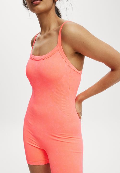 Cotton On - Seamless Rib Onesie - Washed Vibrant Orange