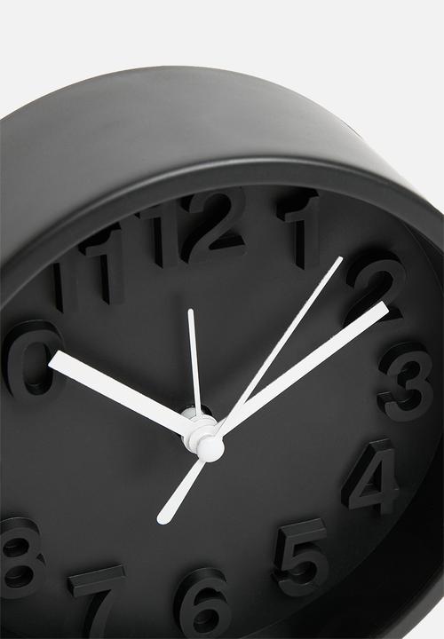 H&S - Kuzco clock - black