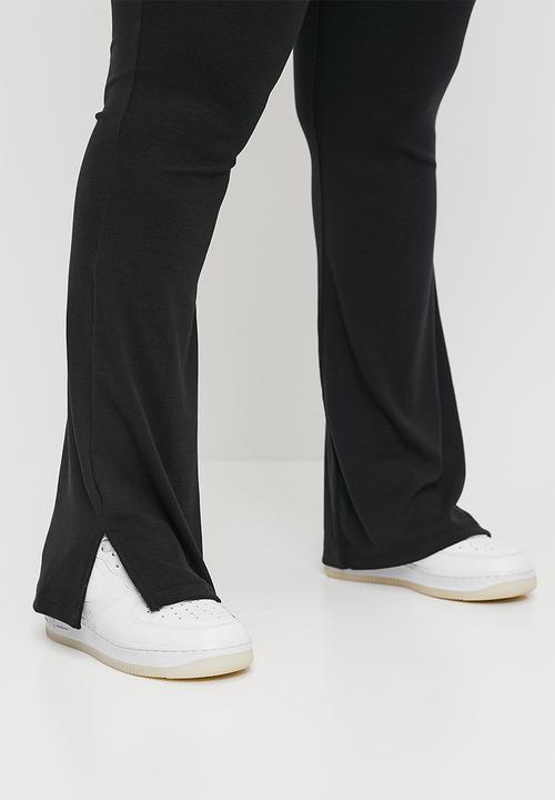 Nike - Nike Plus Chill Mini-Rib Flared Leggings- Black