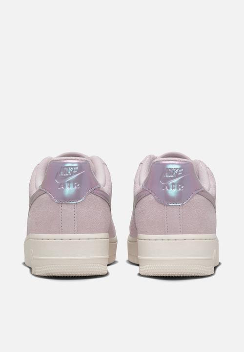 Nike - WMNS AIR FORCE 1 '07 SE