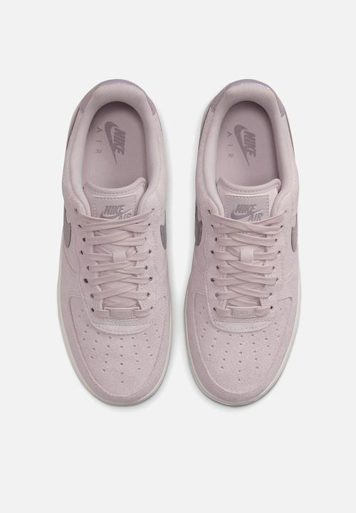 Nike - WMNS AIR FORCE 1 '07 SE