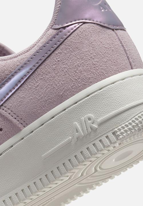 Nike - WMNS AIR FORCE 1 '07 SE