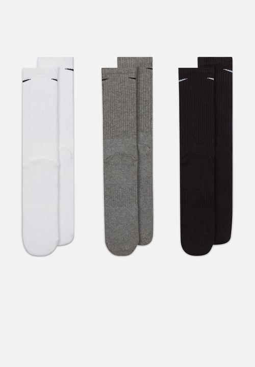 Nike - Nike everyday cushioned 3 pack socks - multi color