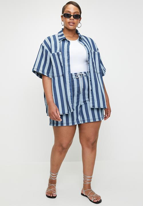 Me&B - Plus denim knit stripe shorts - blue & white stripe