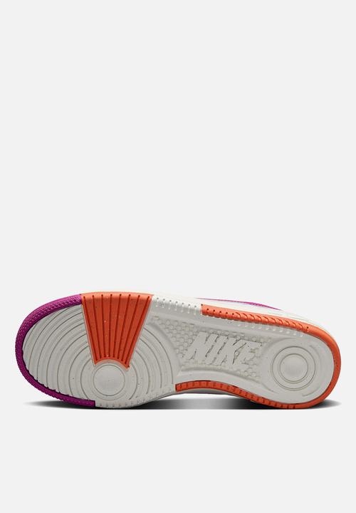 Nike - Nike Gamma Force