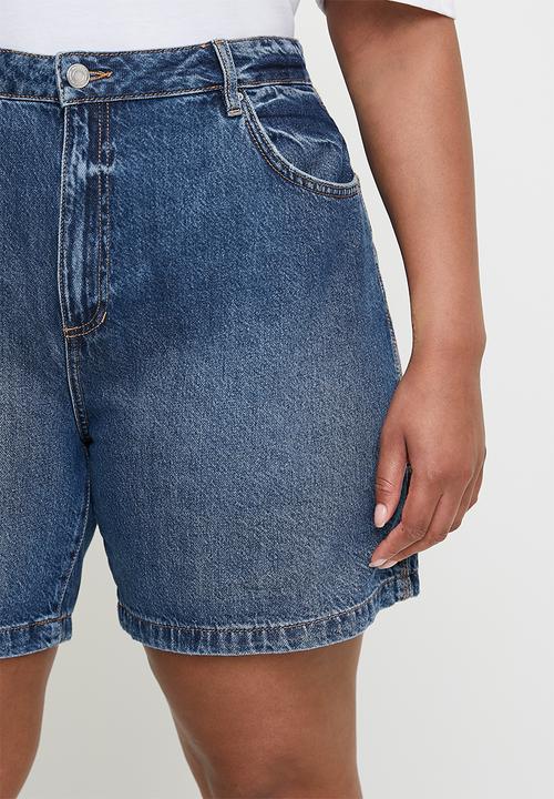 Cotton On - Plus Relaxed Denim Short-Lunar Blue/Carpenter