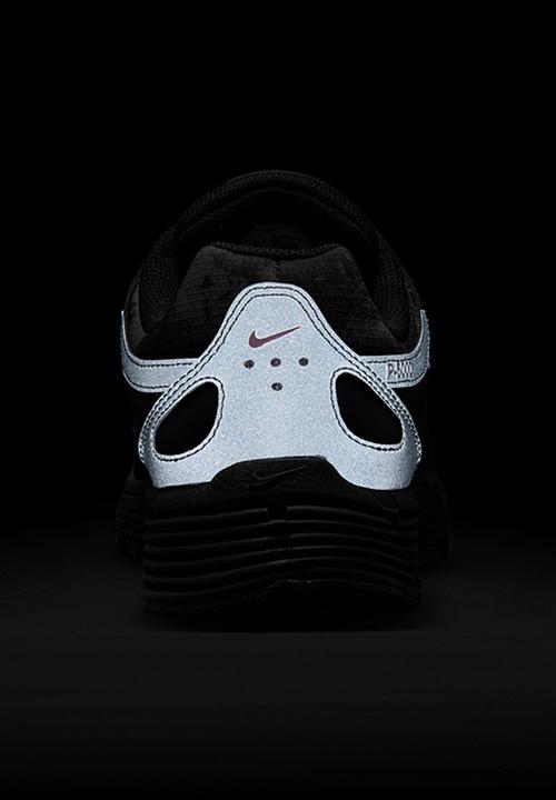 Nike - WMNS NIKE P-6000