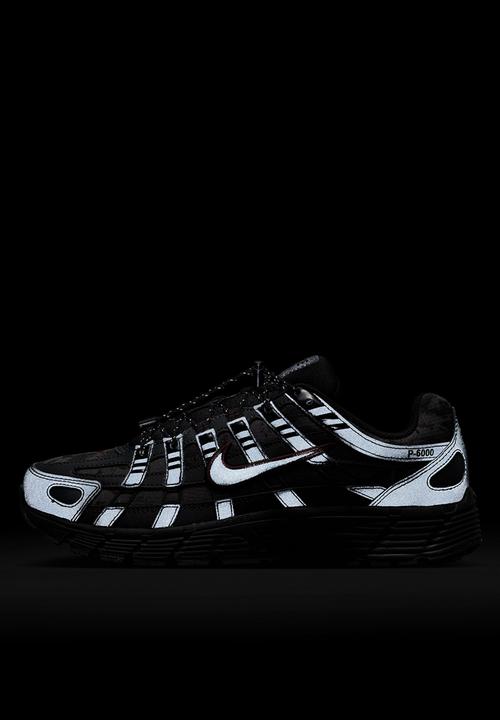 Nike - WMNS NIKE P-6000