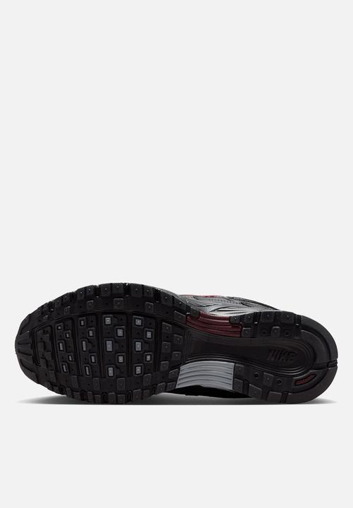 Nike - WMNS NIKE P-6000