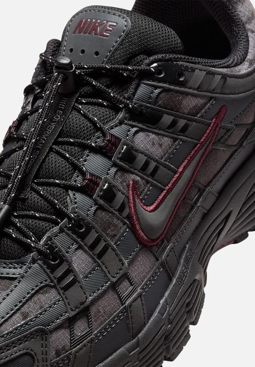 Nike - WMNS NIKE P-6000