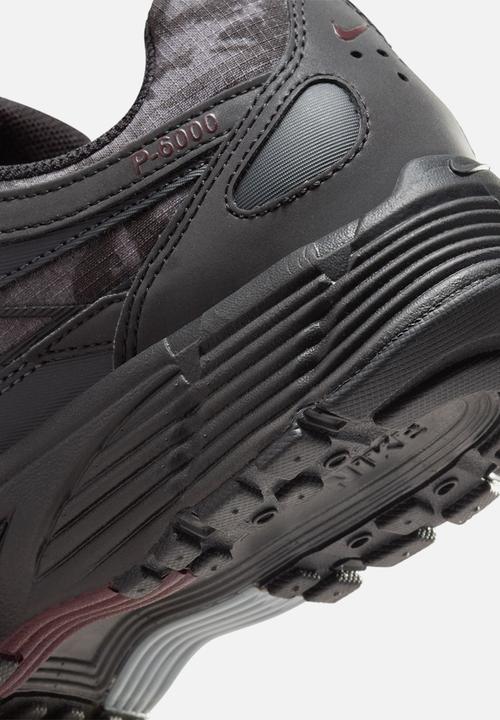 Nike - WMNS NIKE P-6000