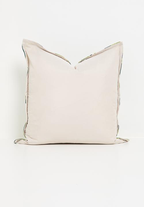 Grey Gardens - Lola cushion cover - multi