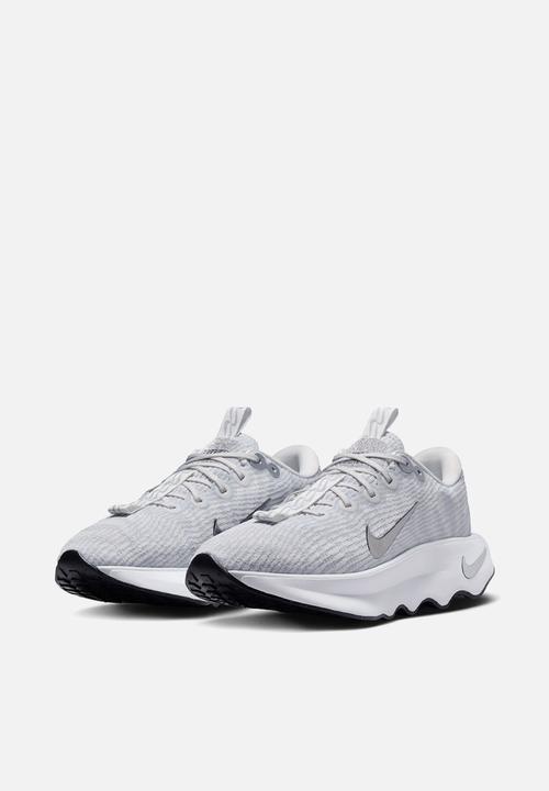 Nike - Nike Motiva PRM