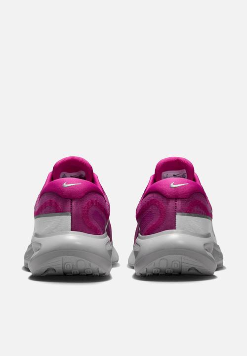 Nike - Nike Journey Run PRM