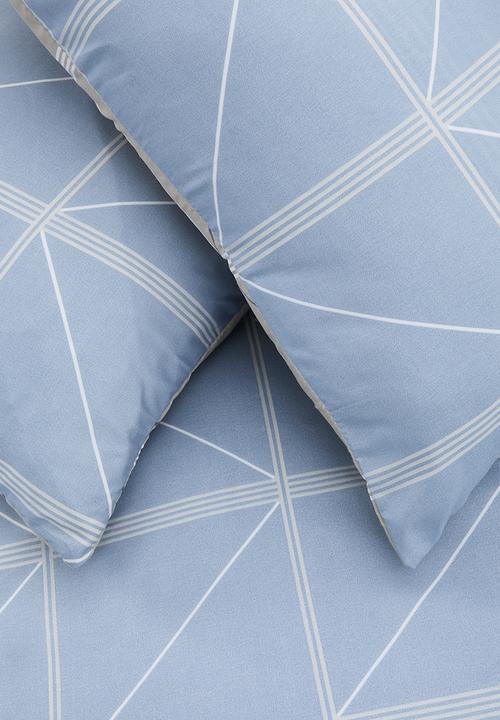 Sixth Floor - Alerik Geo Super Soft Duvet Set - blue
