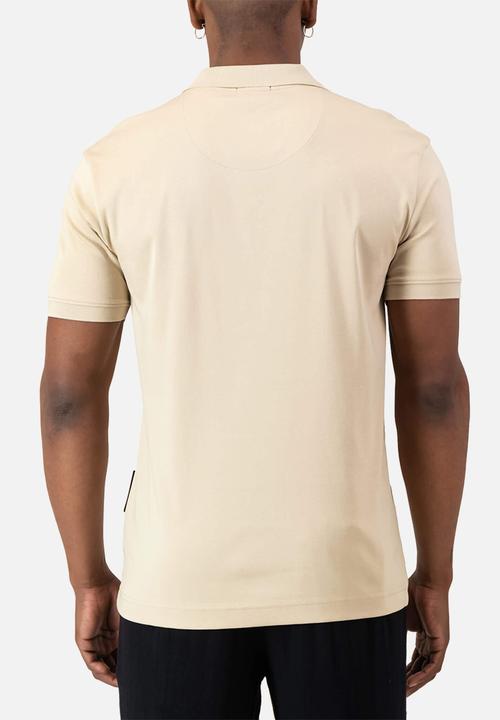 S.P.C.C - Beaumont golfer - beach