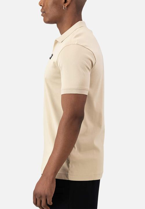 S.P.C.C - Beaumont golfer - beach