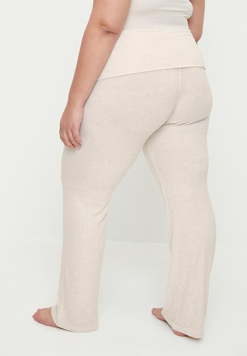 Cotton On - Plus sleep recovery roll waist pant - cream marle