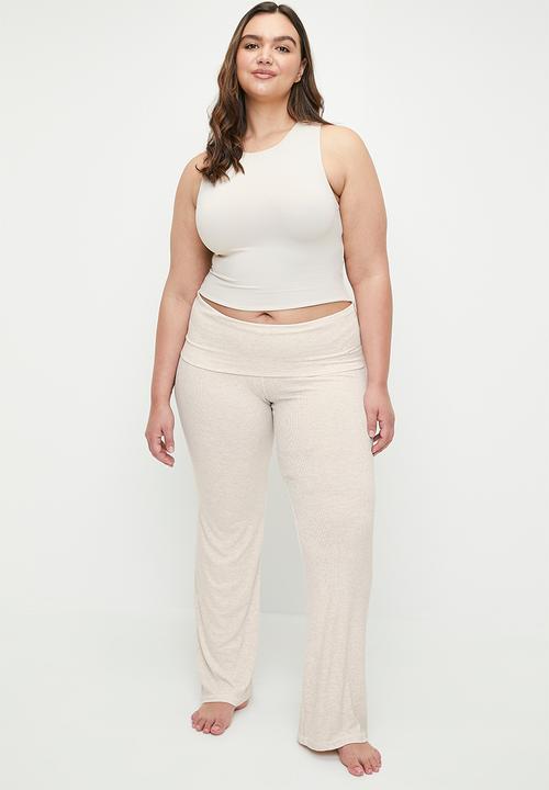 Cotton On - Plus sleep recovery roll waist pant - cream marle