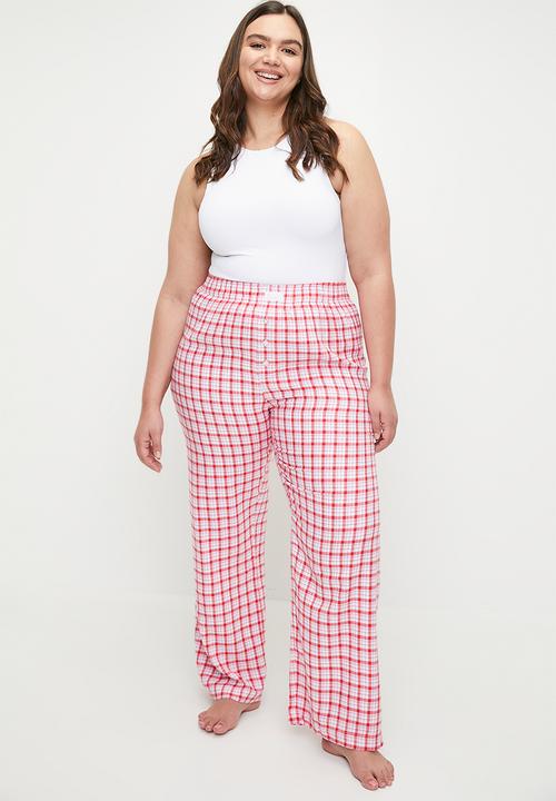 Cotton On - Plus flannel boyfriend boxer pant - robbin check cherry pop