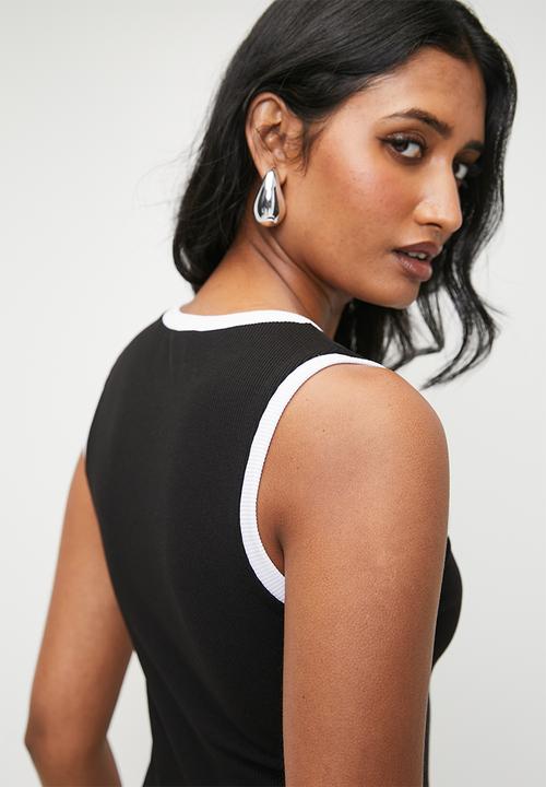 Superbalist - Tipping boat neck neck vest - black & white tapping
