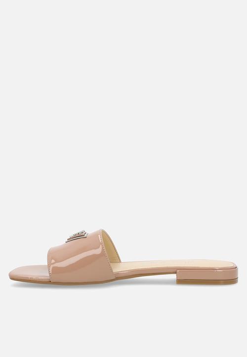 GUESS - Tamsea Slide Fancy - Neutral