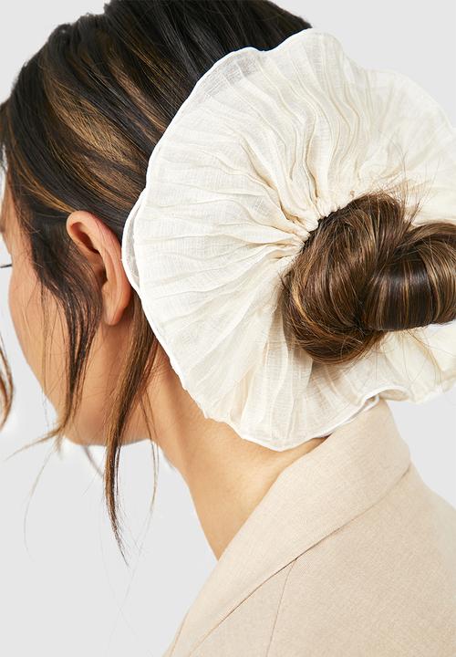 boohoo - Oversized Sheer Scrunchie - Ivory