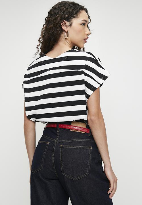 Superbalist - Oversized V-Neck Tee - Ecru/Black Stripe