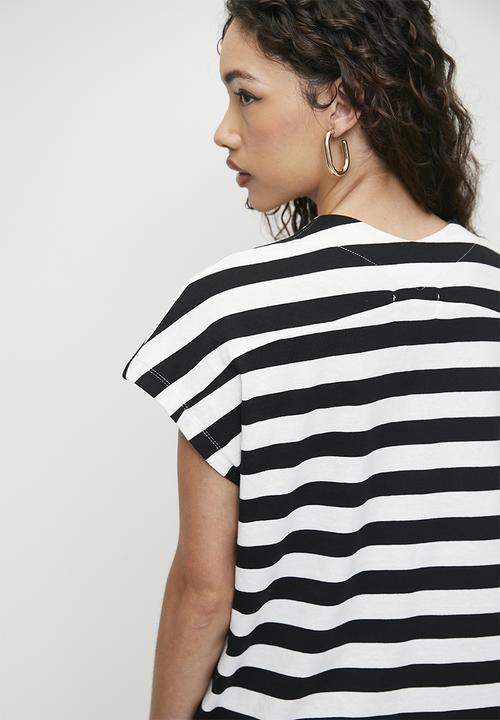 Superbalist - Oversized V-Neck Tee - Ecru/Black Stripe