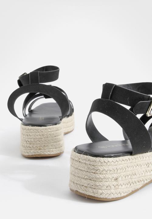 boohoo - Gladiator Flatform Sandals