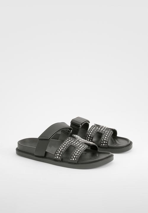boohoo - Studded Cut Out Detail Sandal